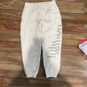 lululemon scuba joggers white size 8 limited edition